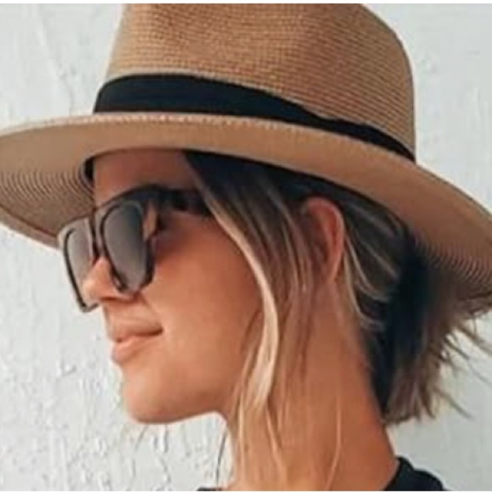 Woman’s Wide Brim Straw Panama Fedora Beach Hat NEW